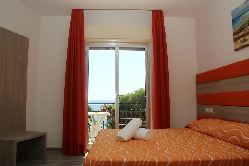 Chrismare Hotel Mazzeo