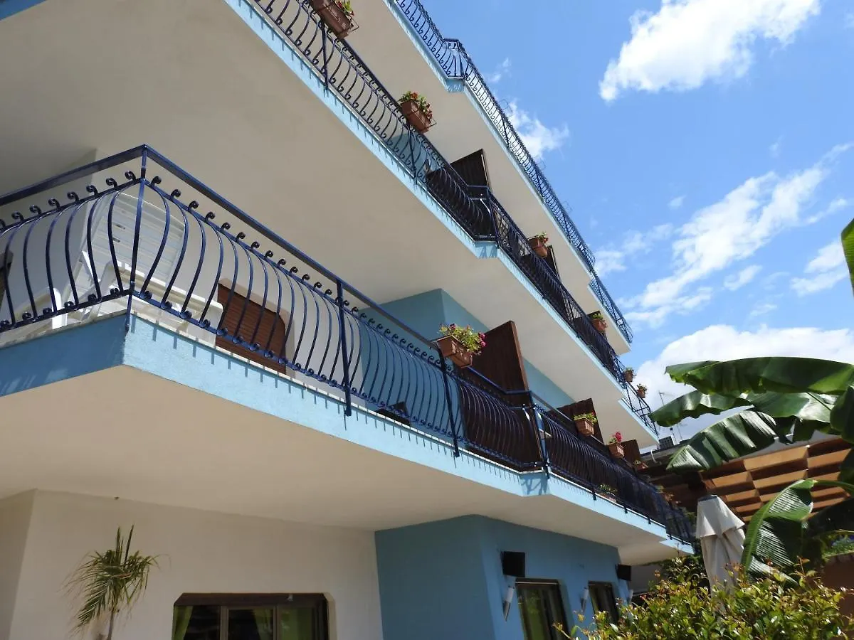 Chrismare Hotel Mazzeo