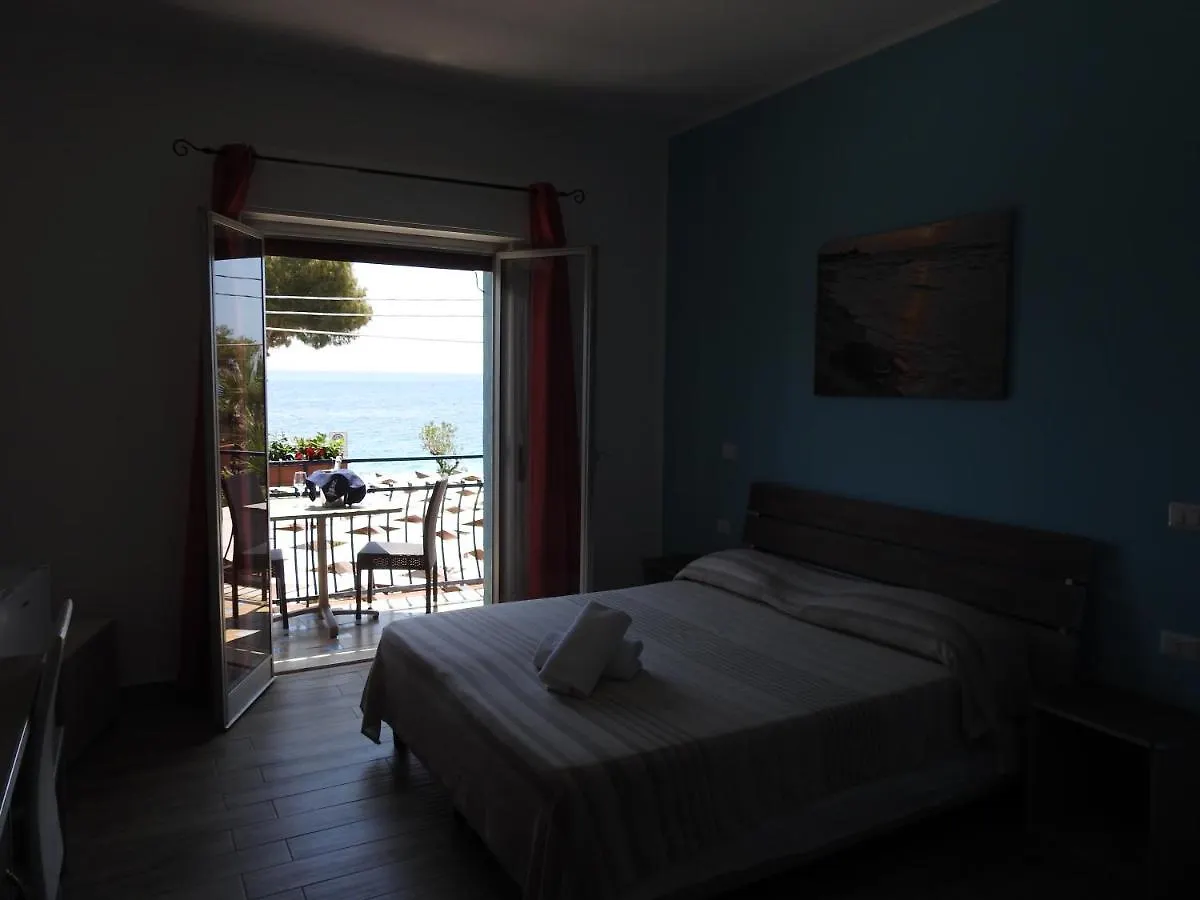 Chrismare Hotel Mazzeo Italien